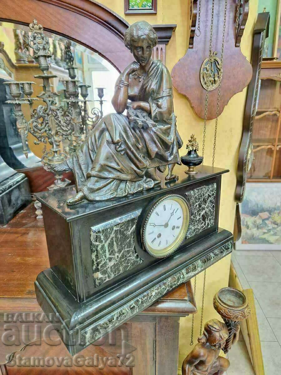 A lovely antique French mantel clock - 7