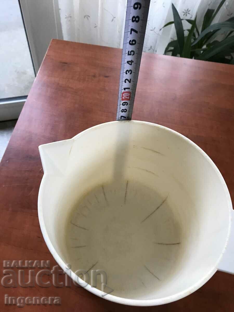 KANA PLASTIC POT, THICK WALL-BULGARIA - 5 KANA PLASTIC POT, THICK WALL-BULGARIA - 5