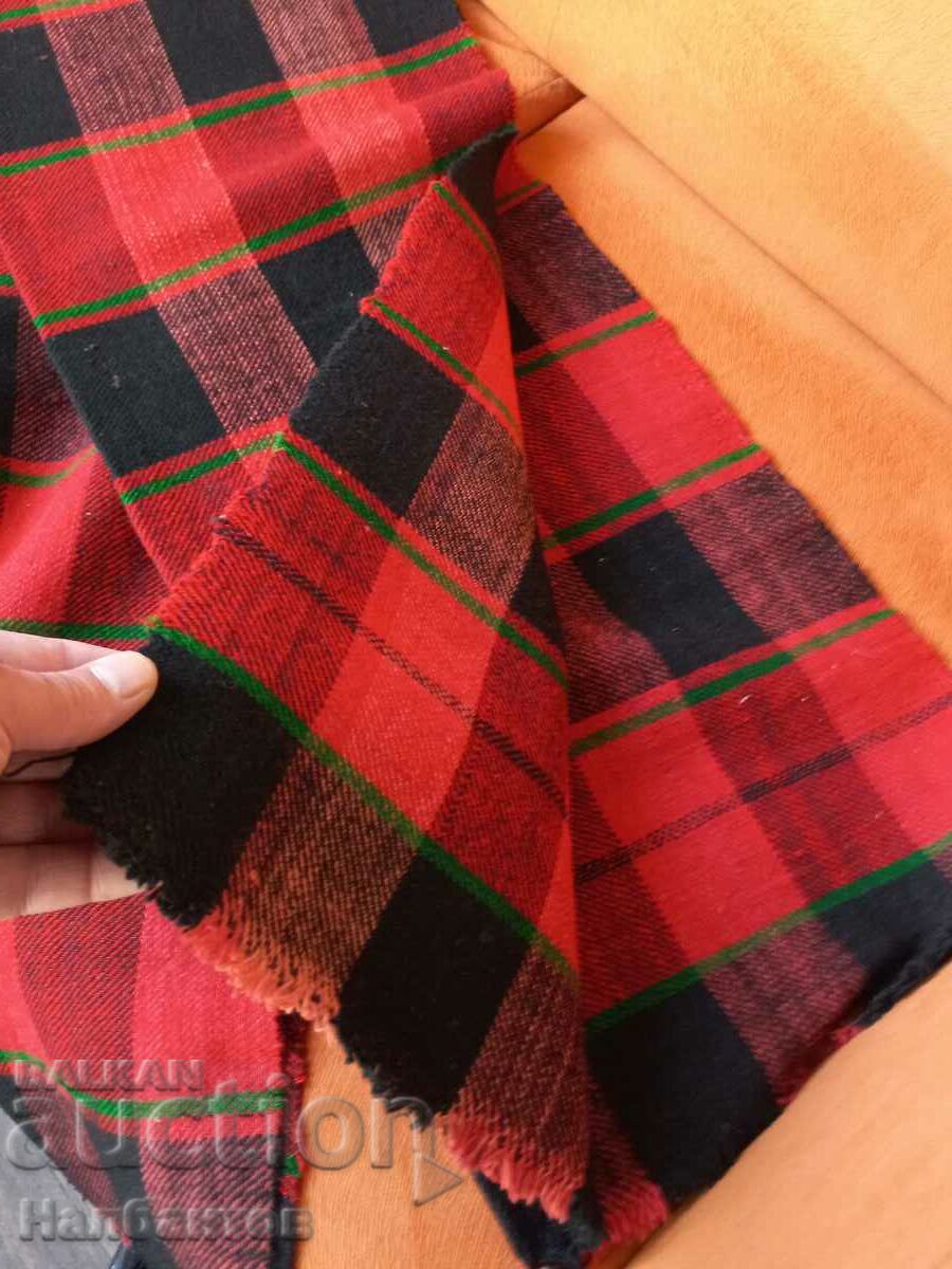 Delivery of OLD FABRIC BELT MANDERLUCK COSTUME