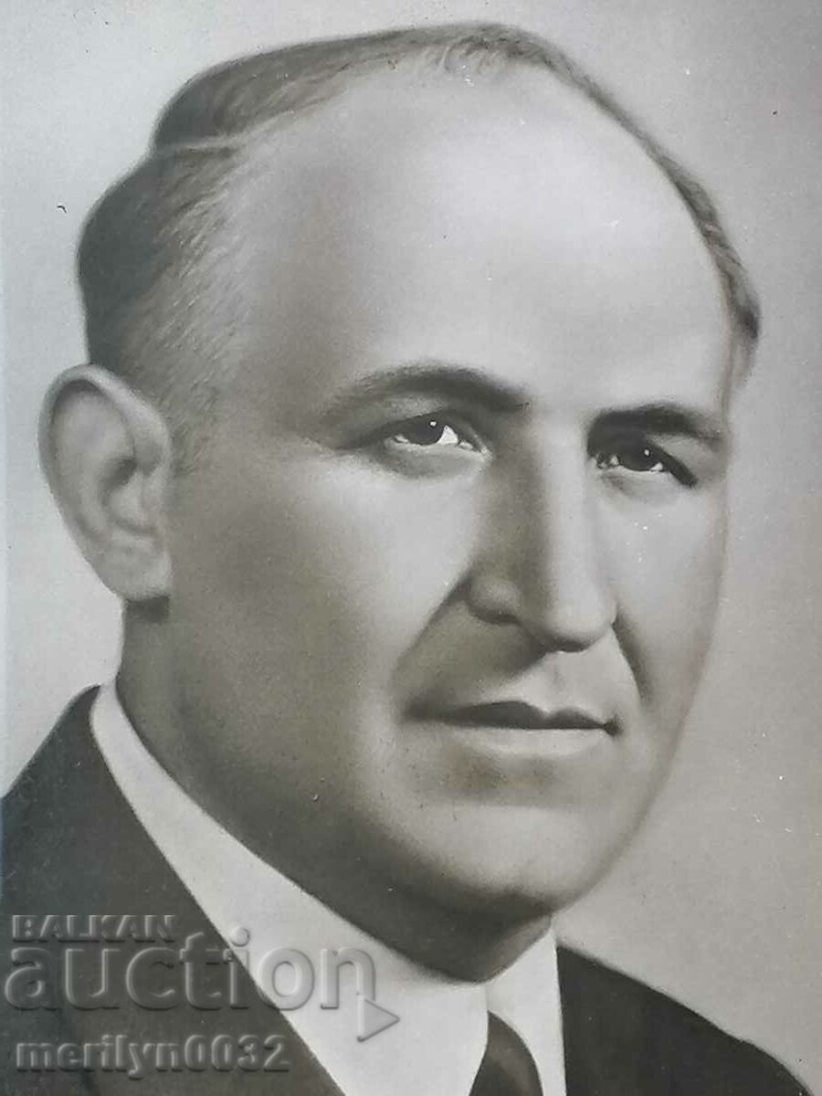 Delivery of Portrait of Todor Zhivkov Dad photo from the early 1970s NRB BKP Delivery of Portrait of Todor Zhivkov Dad photo from the early 1970s NRB BKP