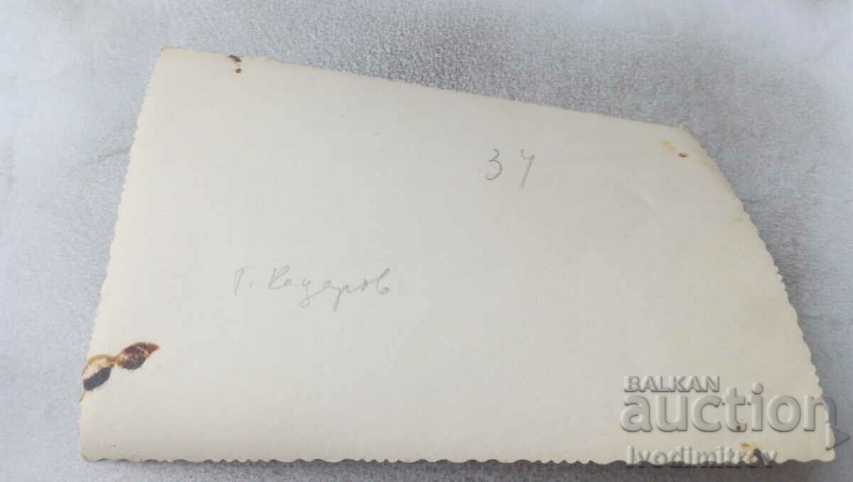 Photo Young men and women in foreman uniforms with price 0.85 BGN | € 0.43 Photo Young men and women in foreman uniforms with price 0.85 BGN | € 0.43