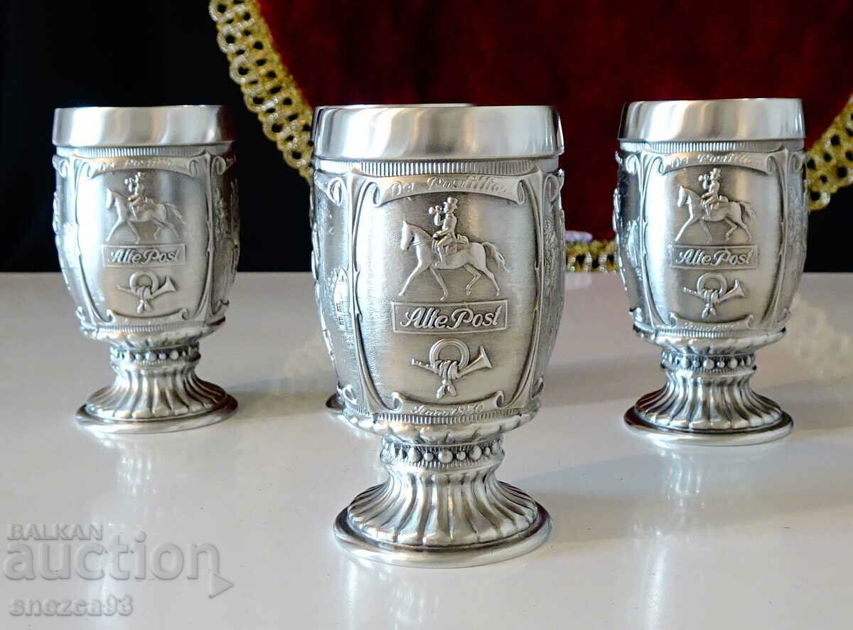 Auction  Pewter bowls with pictures of old post offices, 4 pieces