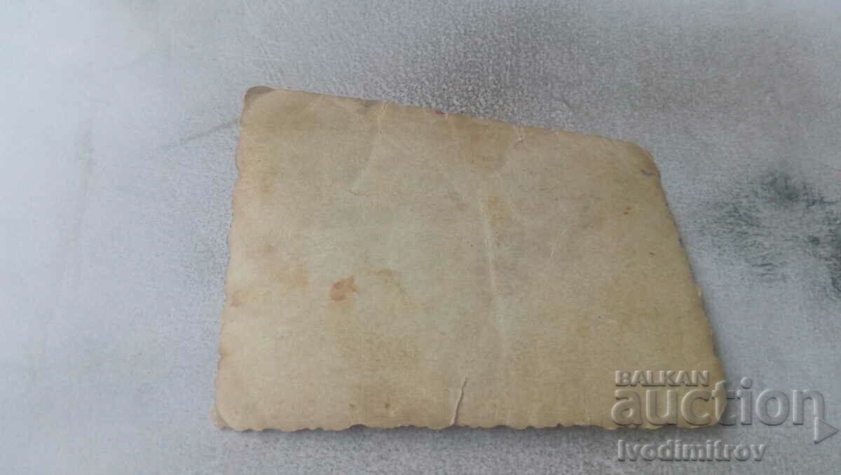 Photo Officers men women and children on the street with price 0.65 BGN | € 0.33 Photo Officers men women and children on the street with price 0.65 BGN | € 0.33