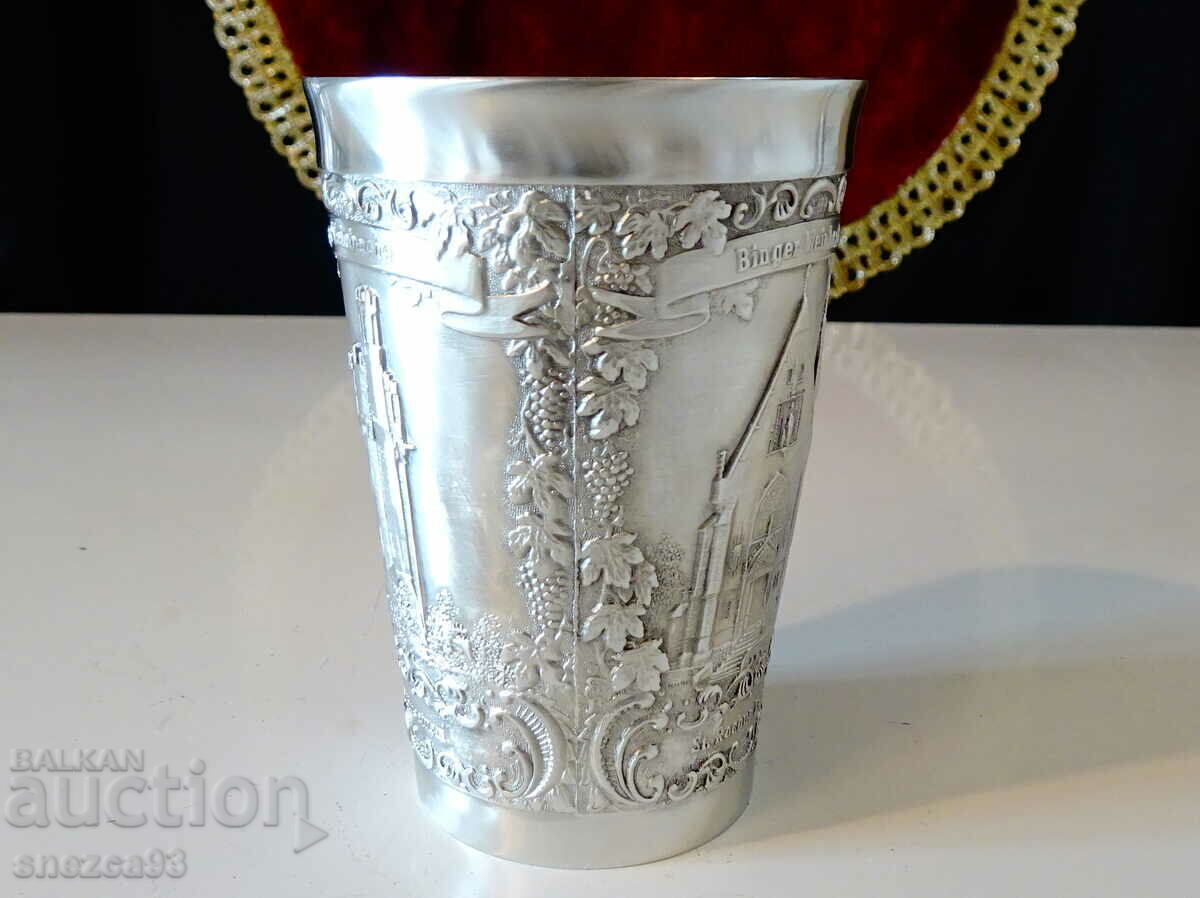 Auction Tin wine cup, knight, fortress Auction Tin wine cup, knight, fortress