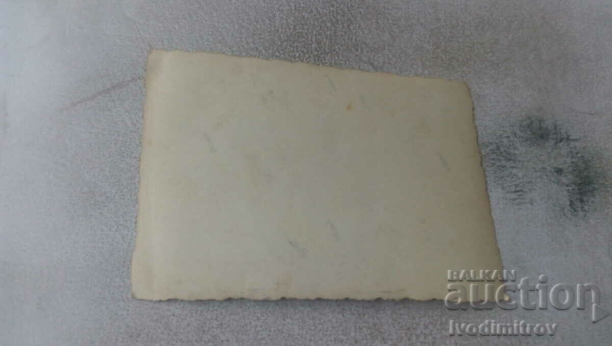 Photo Two men two women and a boy in the garden with price 0.75 BGN | € 0.38 Photo Two men two women and a boy in the garden with price 0.75 BGN | € 0.38