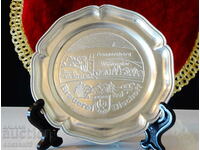 Чиния от калай на пивоварна Вischoff.