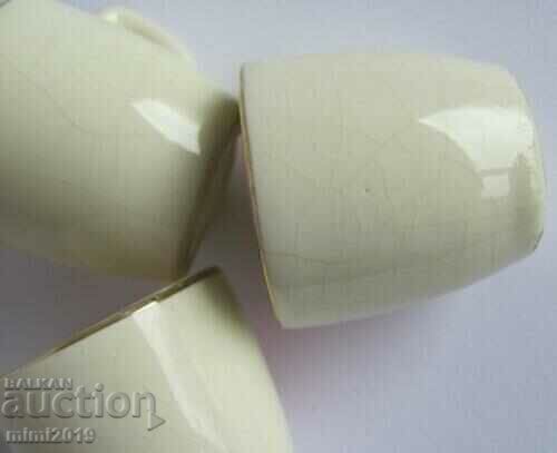 Delivery of Old miniature porcelain cups - 3 pieces Delivery of Old miniature porcelain cups - 3 pieces