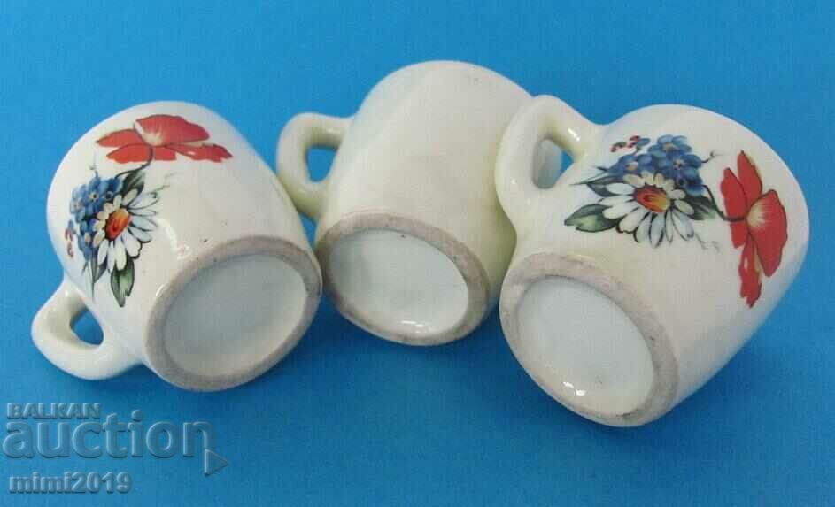 Old miniature porcelain cups - 3 pieces - 6 Old miniature porcelain cups - 3 pieces - 6