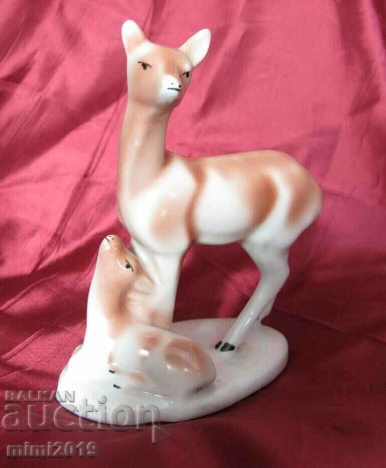 Porcelain figure - Doe, Isis, marked with price 39.00 BGN | € 19.94 Porcelain figure - Doe, Isis, marked with price 39.00 BGN | € 19.94