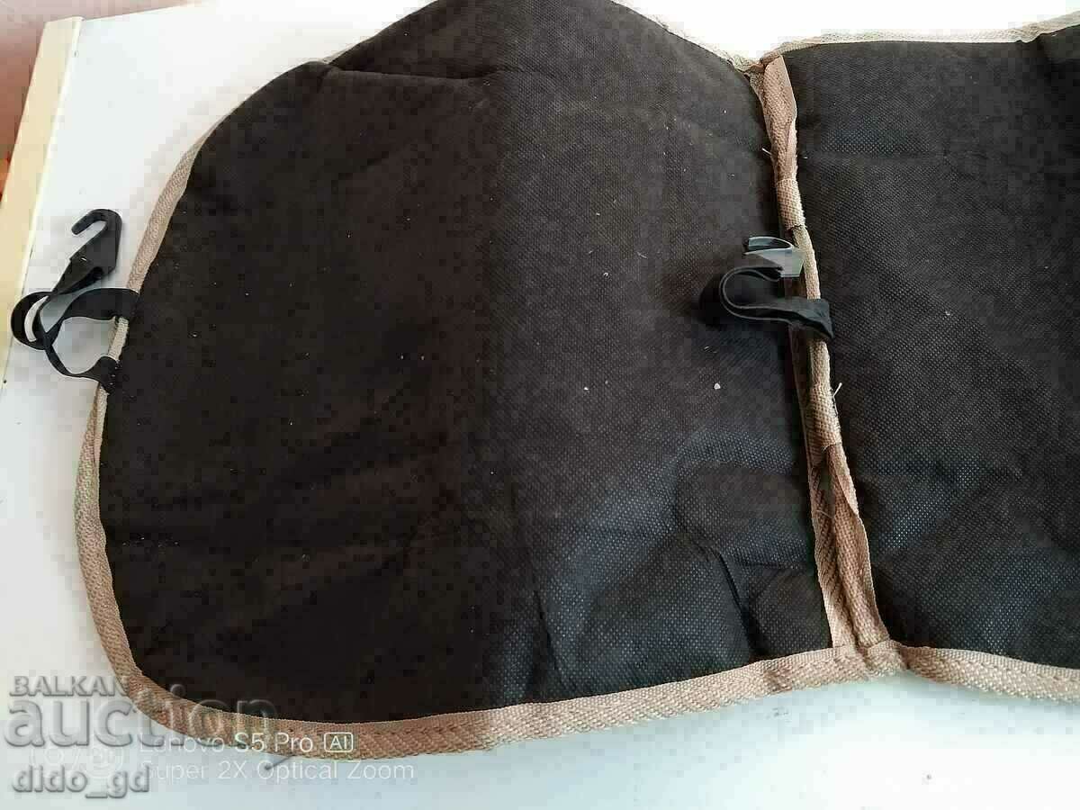 Seat pad with price 9.99 BGN | € 5.11 Seat pad with price 9.99 BGN | € 5.11