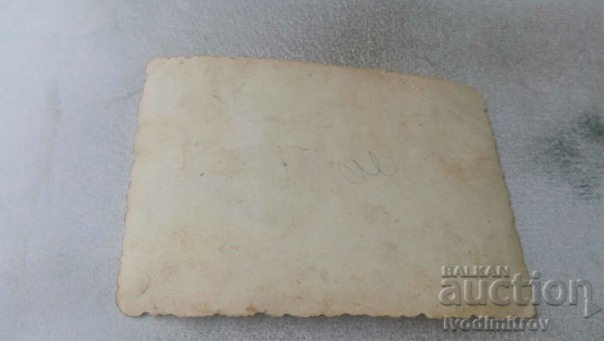 Φωτογραφία Αξιωματικοί και στρατιώτες με τιμή 1.15 BGN | € 0.59 Φωτογραφία Αξιωματικοί και στρατιώτες με τιμή 1.15 BGN | € 0.59