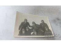 Снимка Велико Търново Войници с каски 1953