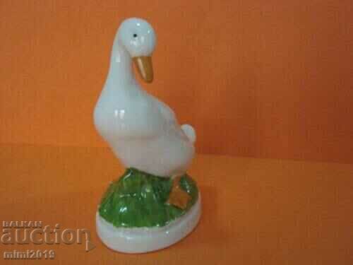 An old porcelain figurine with price 17.50 BGN | € 8.95 An old porcelain figurine with price 17.50 BGN | € 8.95
