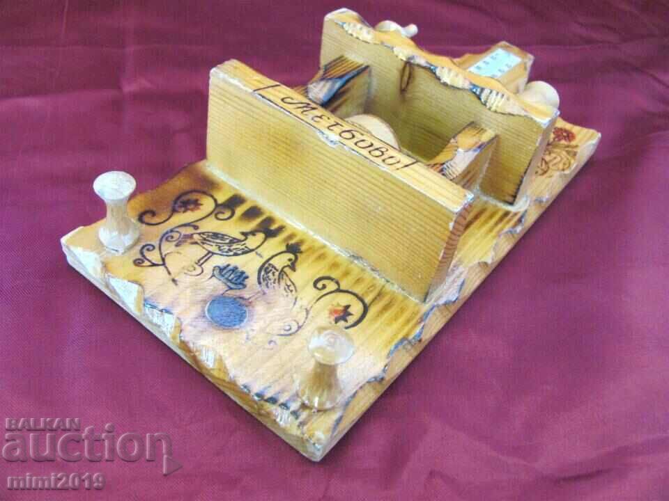 Auction Decorative thermometer - wooden shelf-hanger Auction Decorative thermometer - wooden shelf-hanger