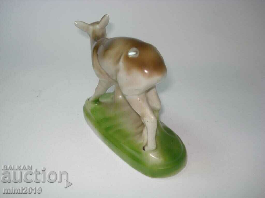 Delivery of Old Isis - Porcelain Figure Delivery of Old Isis - Porcelain Figure