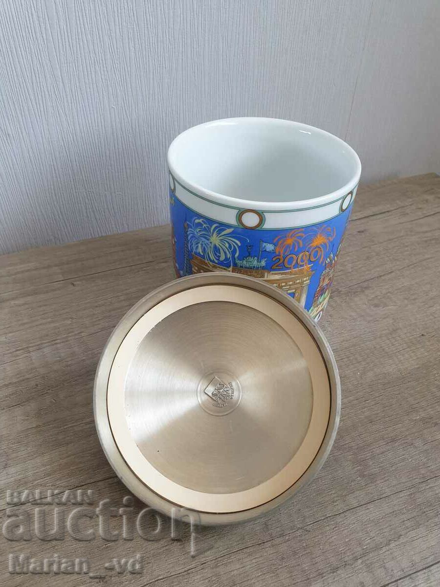 Porcelain jar special edition for the year 2000 - 5 Porcelain jar special edition for the year 2000 - 5