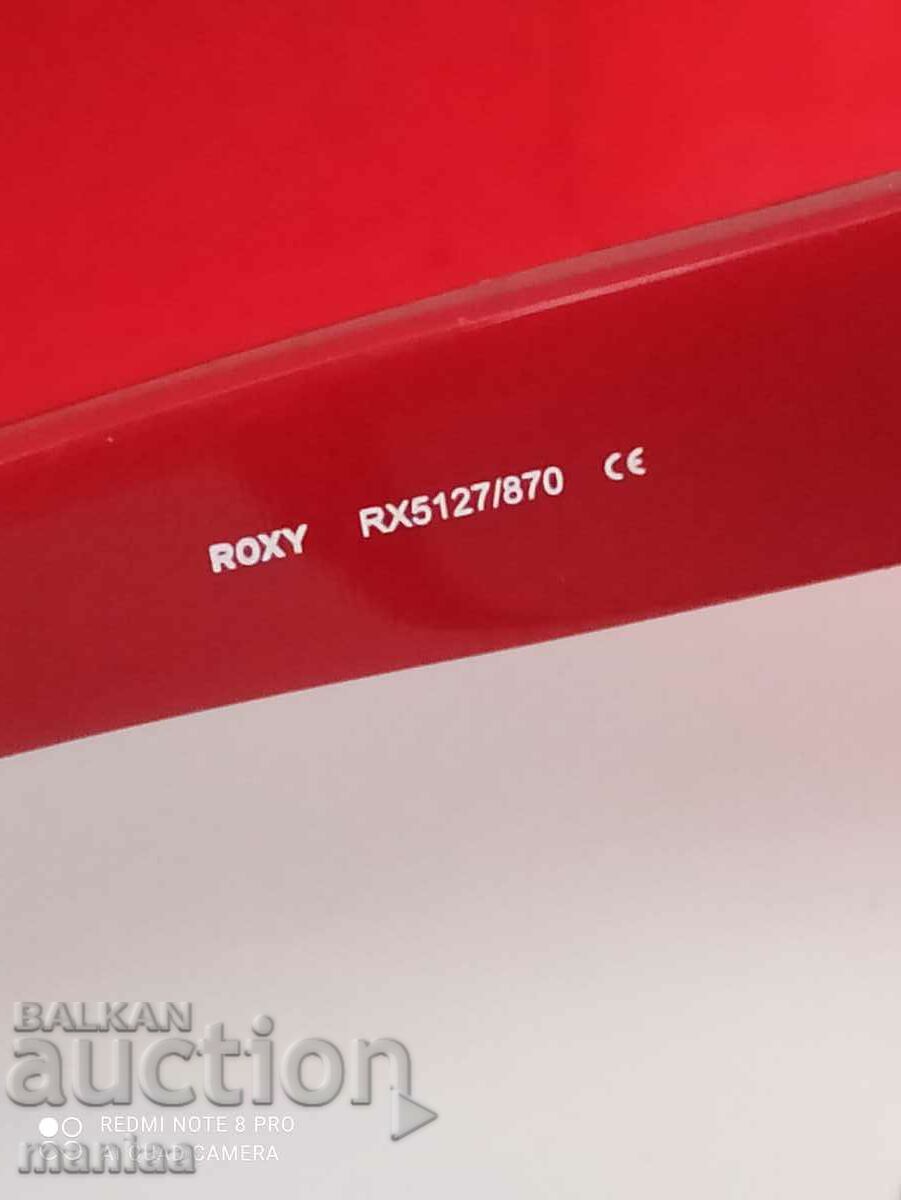 Original ROXY sunglasses with price 149.00 BGN | € 76.18 Original ROXY sunglasses with price 149.00 BGN | € 76.18