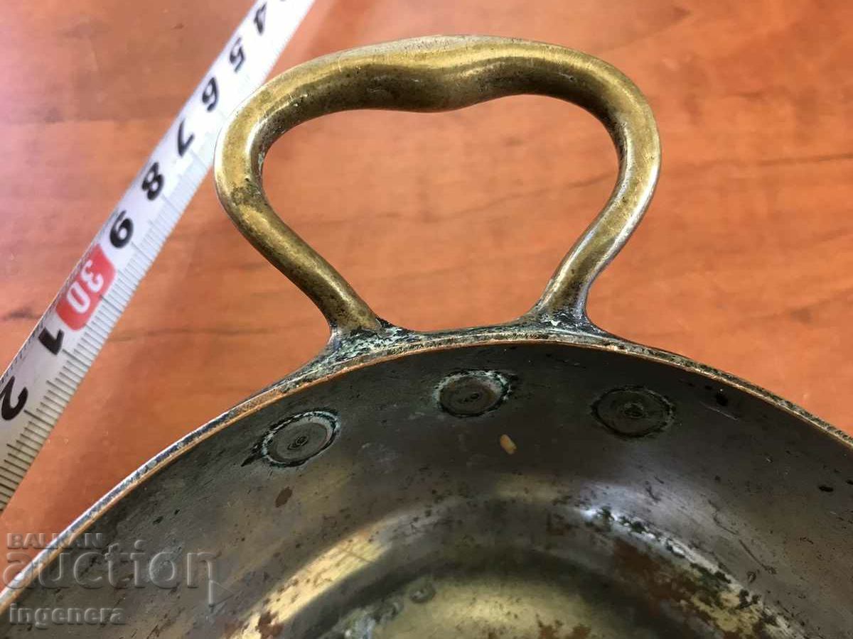 Παράδοση ΠΙΑΤΟ ΠΙΑΤΟ ΧΑΛΚΙΝΟ ΜΑΣΙΦ ΑΝΤΙΚΕ