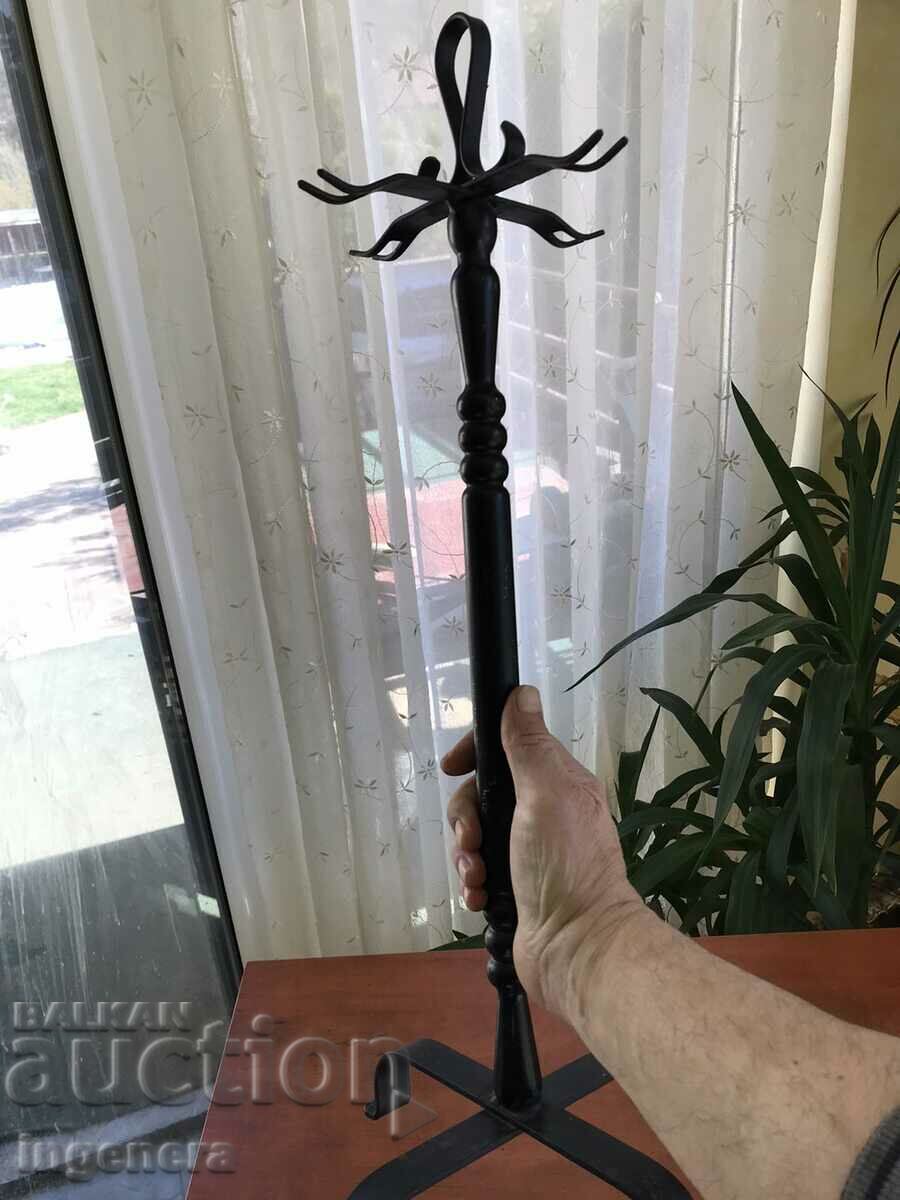 WROUGHT IRON FIREPLACE STAND WITH ACCESSORIES - 5 WROUGHT IRON FIREPLACE STAND WITH ACCESSORIES - 5