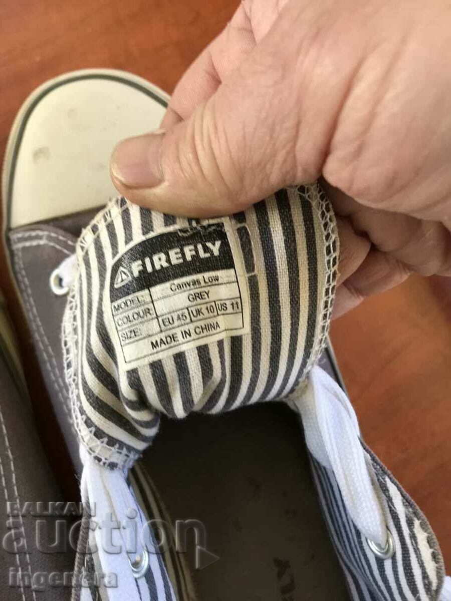 Auction  SNEAKERS-No. 46