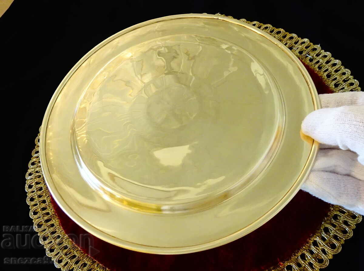 Bronze plate, platter, ornaments, 20 cm with price 19.00 BGN | € 9.71 Bronze plate, platter, ornaments, 20 cm with price 19.00 BGN | € 9.71