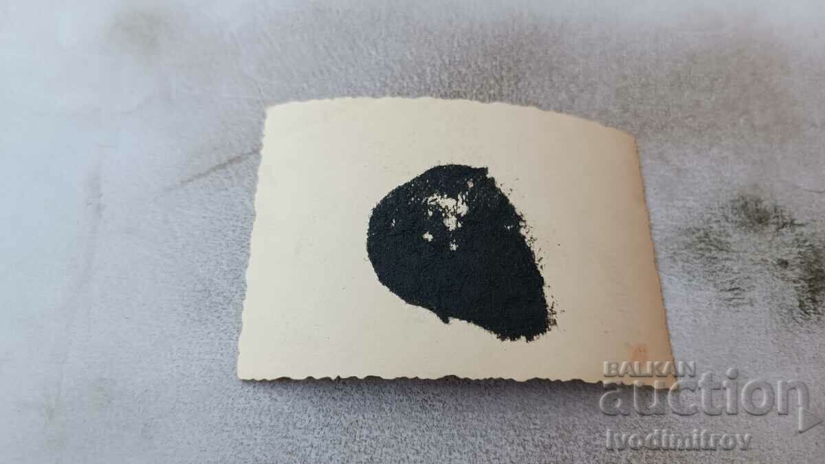 Снимка Мъж в косюм пред стара селска къща през зимата с цена 0.85 лв. | € 0.43 Снимка Мъж в косюм пред стара селска къща през зимата с цена 0.85 лв. | € 0.43