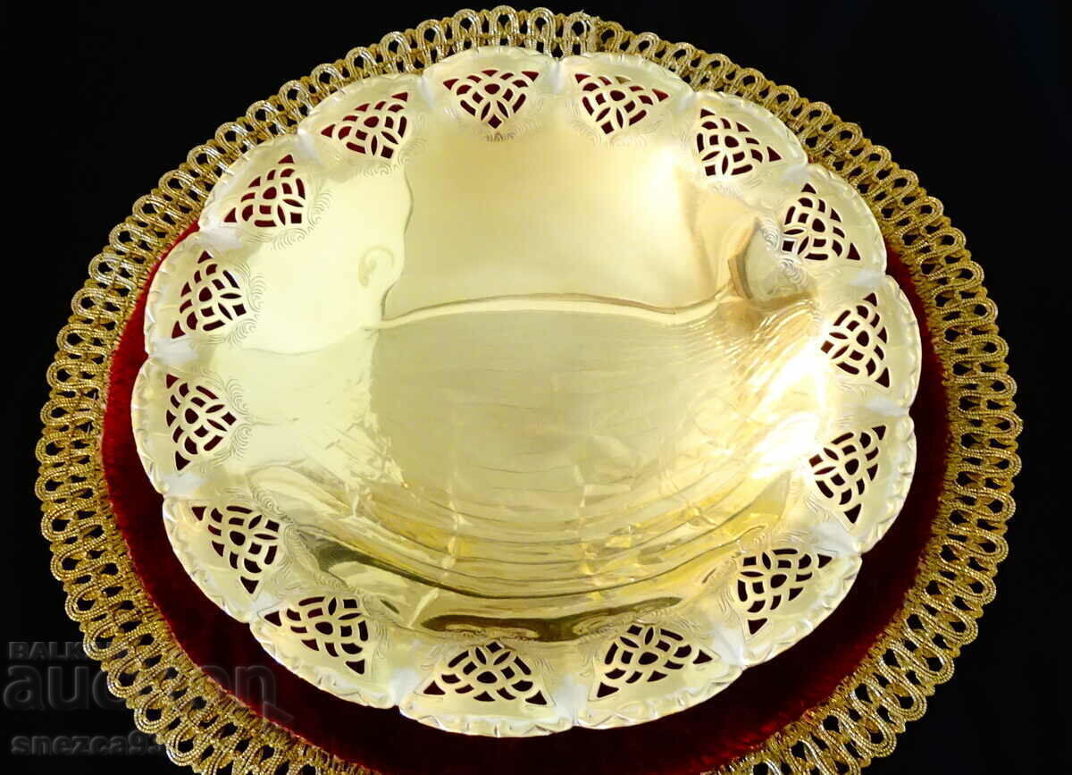 Fructieră bronz 26 cm, ajur, relief, baroc - 7 Fructieră bronz 26 cm, ajur, relief, baroc - 7