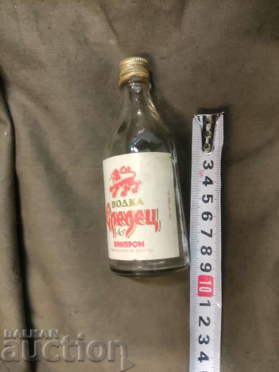 small bottle of vodka "Sredets" - "cartridge" NRB with price 15.00 BGN | € 7.67 small bottle of vodka "Sredets" - "cartridge" NRB with price 15.00 BGN | € 7.67