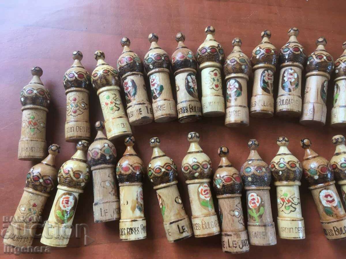 Auction MUSCAL MUSCAL MUSCAL MUSCAL WOOD-30 PCS Souvenirs, Floor Auction MUSCAL MUSCAL MUSCAL MUSCAL WOOD-30 PCS Souvenirs, Floor