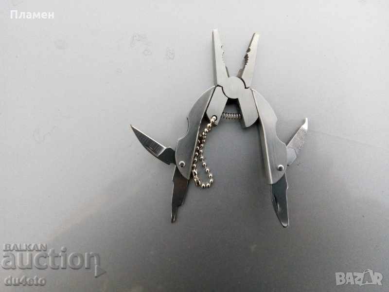 Delivery of Pocket multi-function folding pliers with tools, wrench Delivery of Pocket multi-function folding pliers with tools, wrench