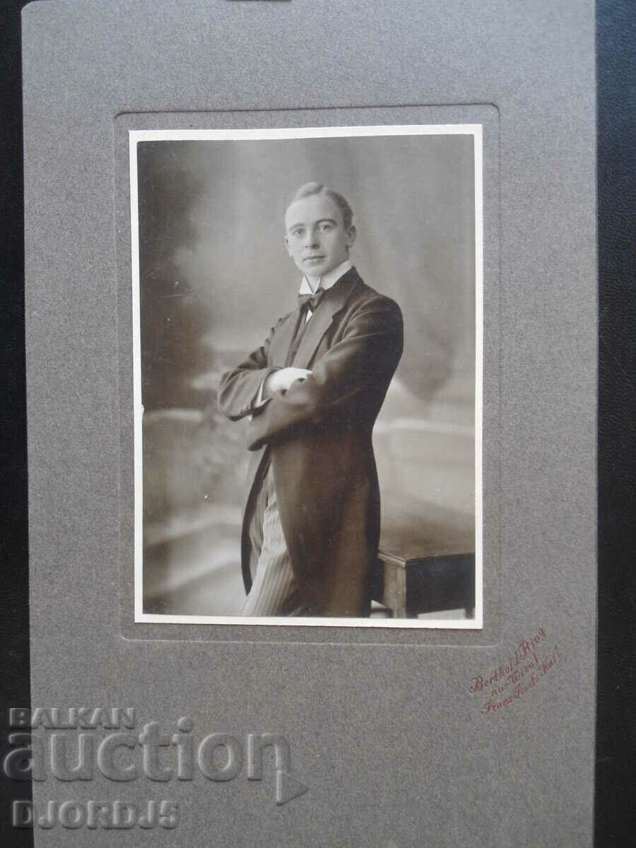 Auction Old photo, cardboard Auction Old photo, cardboard