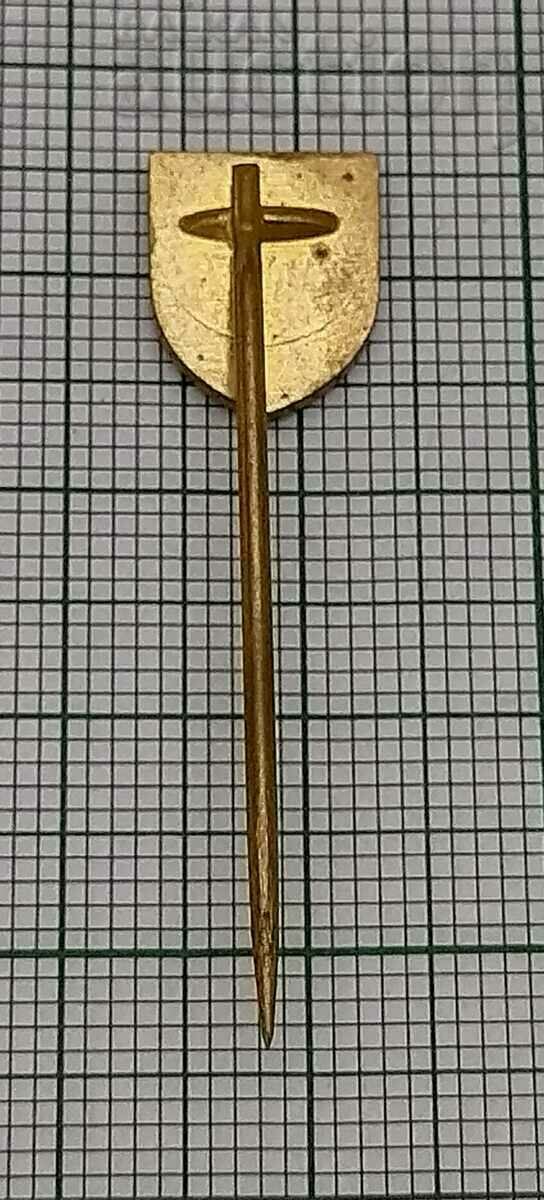 VOLLEYBALL CZECHOSLOVAK VOLLEYBALL FEDERATION BADGE with price 1.00 BGN | € 0.51 VOLLEYBALL CZECHOSLOVAK VOLLEYBALL FEDERATION BADGE with price 1.00 BGN | € 0.51