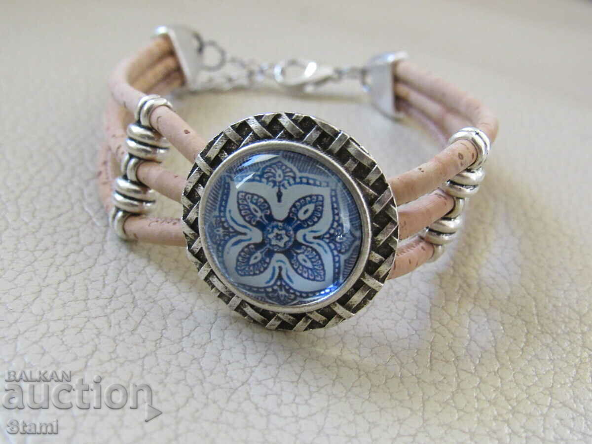 Cork bracelet, Portugal with price 25.00 BGN | € 12.78 Cork bracelet, Portugal with price 25.00 BGN | € 12.78