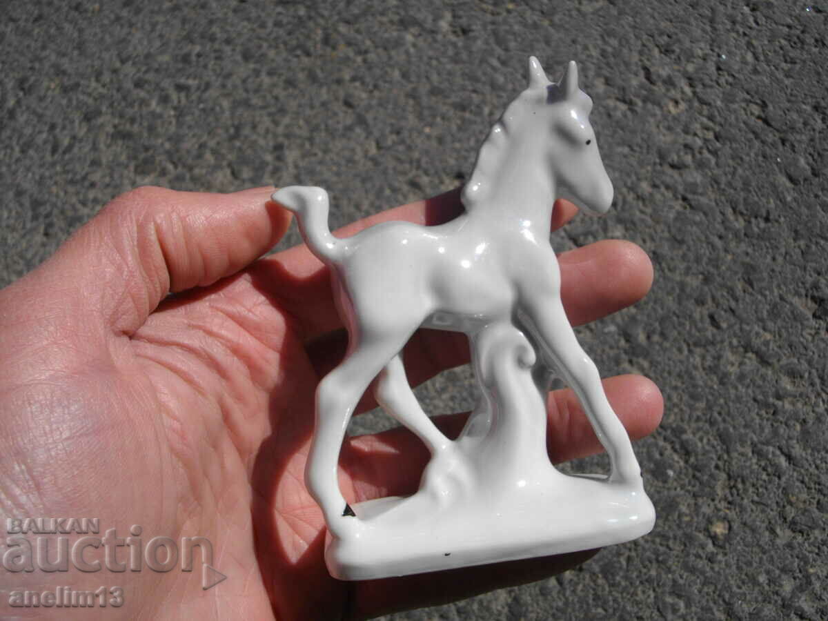 OLD PORCELAIN HORSE with price 40.00 BGN | € 20.45
