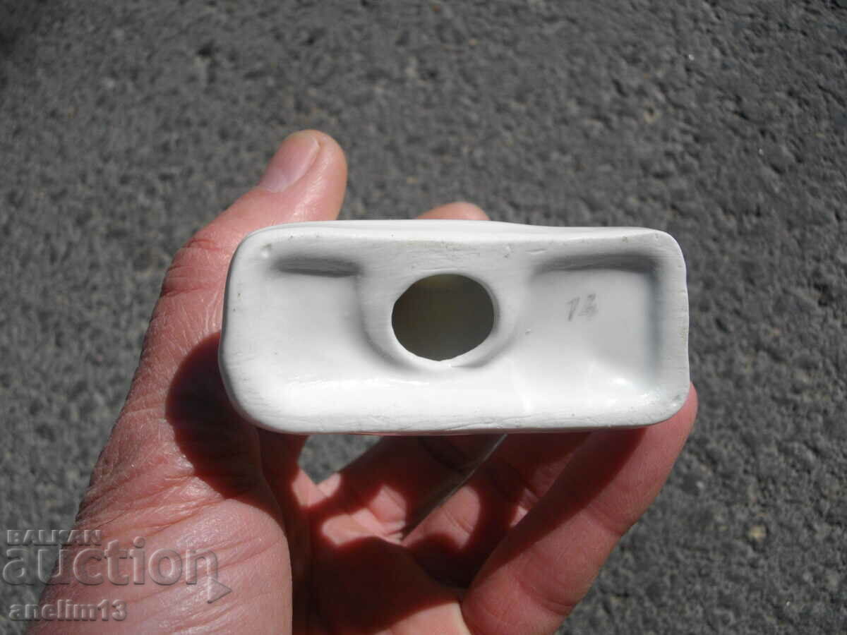 OLD PORCELAIN HORSE - 5