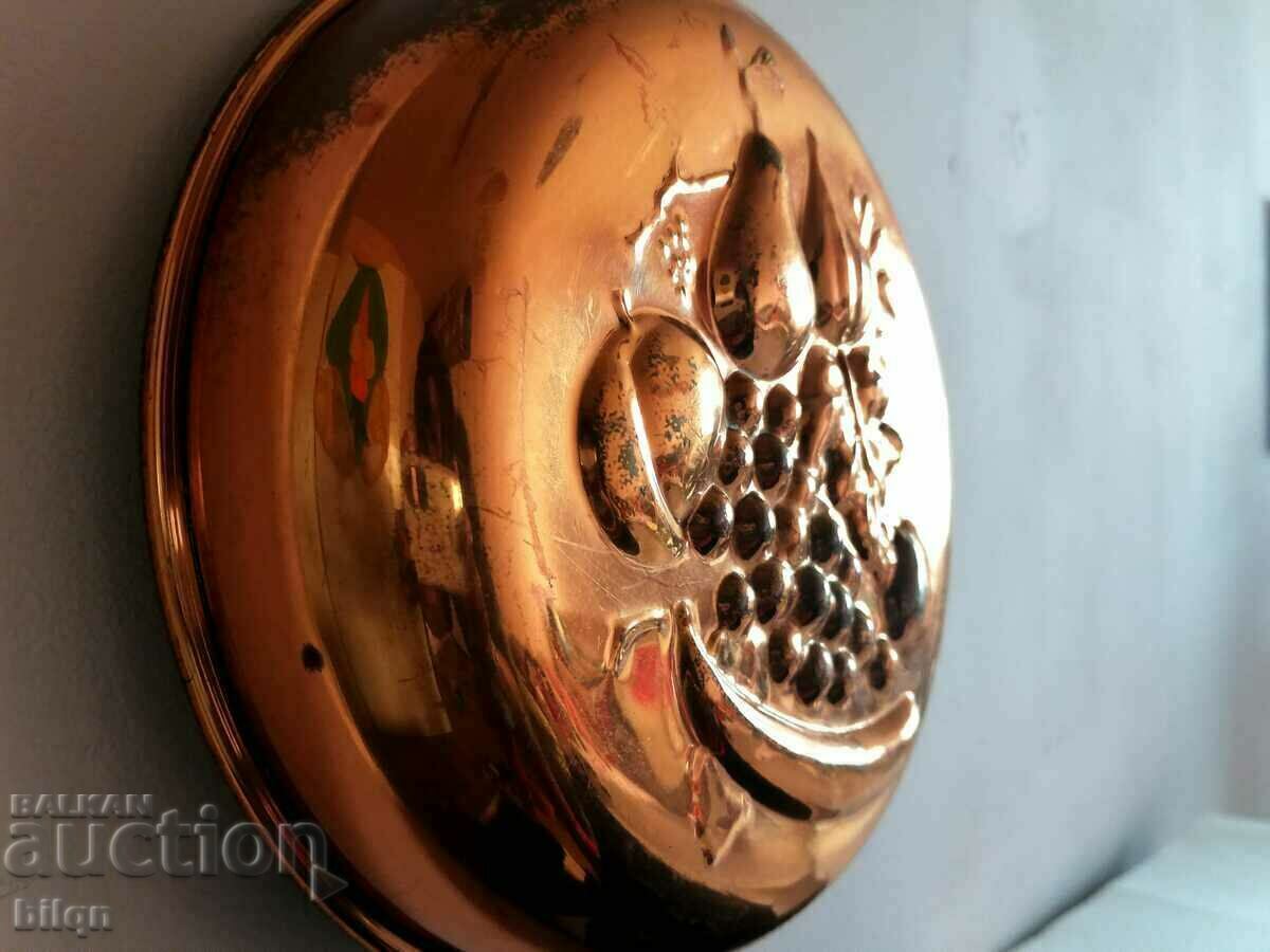 Auction Great Embossed Copper Pano-Panitsa Auction Great Embossed Copper Pano-Panitsa