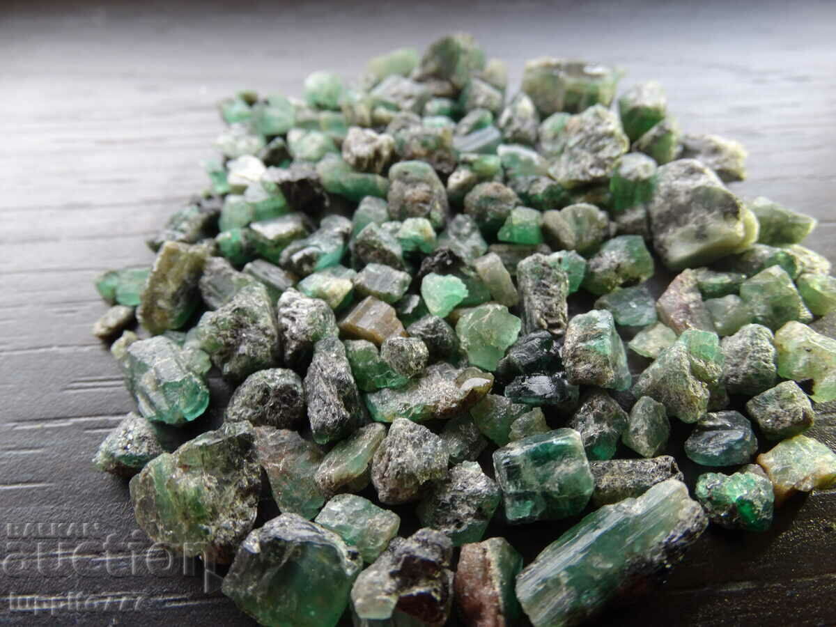 natural emerald beryl on matrix unique lot 205.50 carats - 5