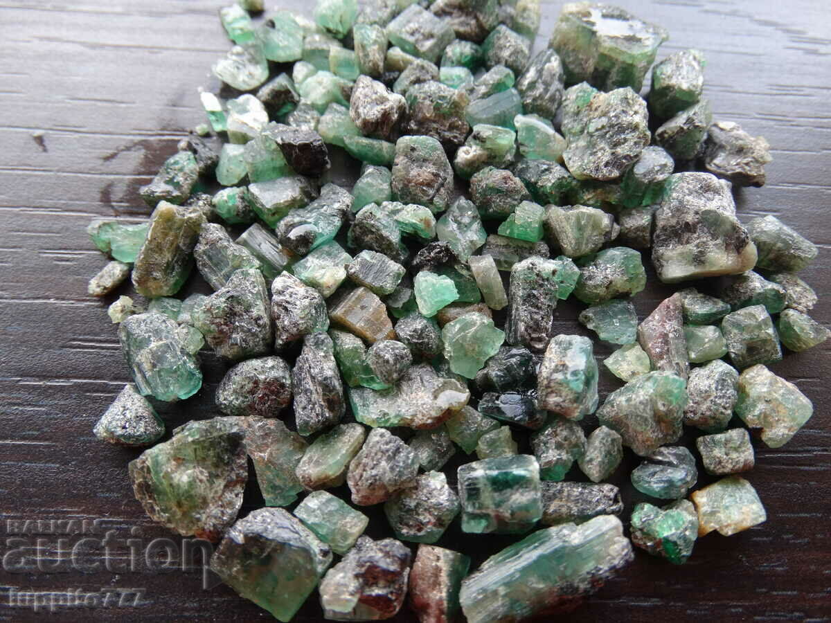 natural emerald beryl on matrix unique lot 205.50 carats - 6
