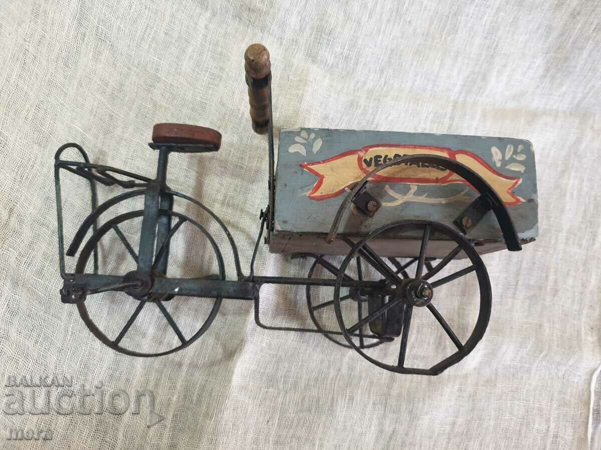 Tricicletă de epocă - 7