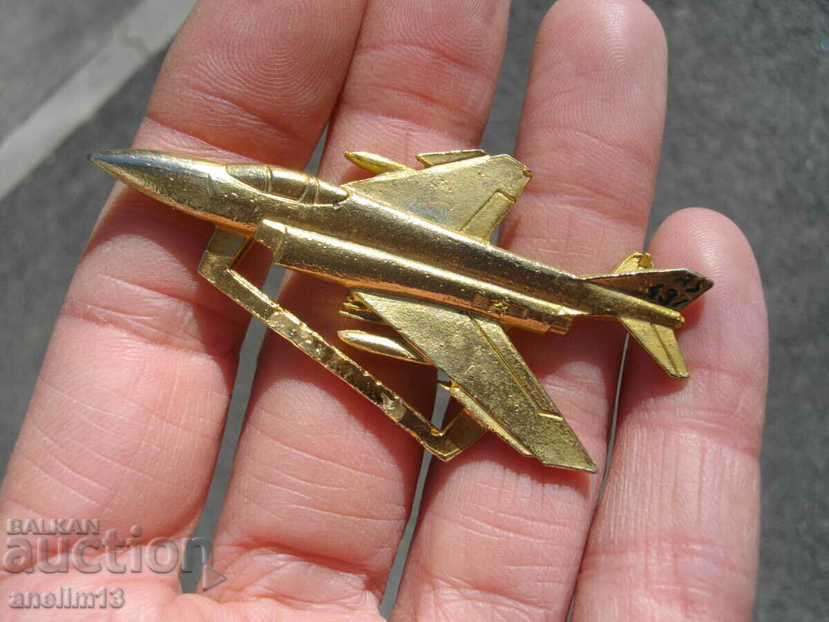 AVION DE METAL AVION DE LUPTA