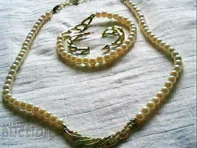 beautiful pearl necklace not real beautiful pearl necklace not real