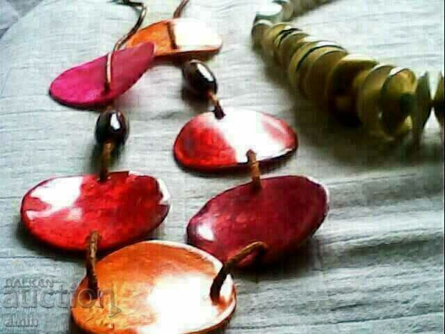 Δημοπρασία 3 όμορφα κολιέ πολύ παλιά φυσική πέτρα Δημοπρασία 3 όμορφα κολιέ πολύ παλιά φυσική πέτρα