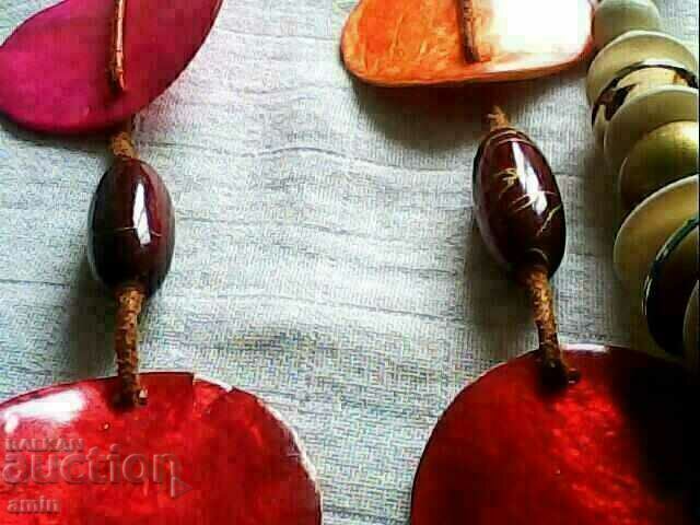 Παράδοση 3 όμορφα κολιέ πολύ παλιά φυσική πέτρα Παράδοση 3 όμορφα κολιέ πολύ παλιά φυσική πέτρα