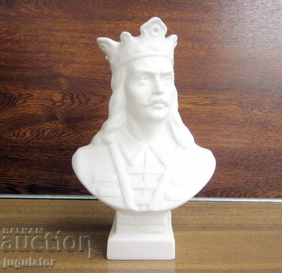 old porcelain figure old bust of the Romanian King Stephen old porcelain figure old bust of the Romanian King Stephen