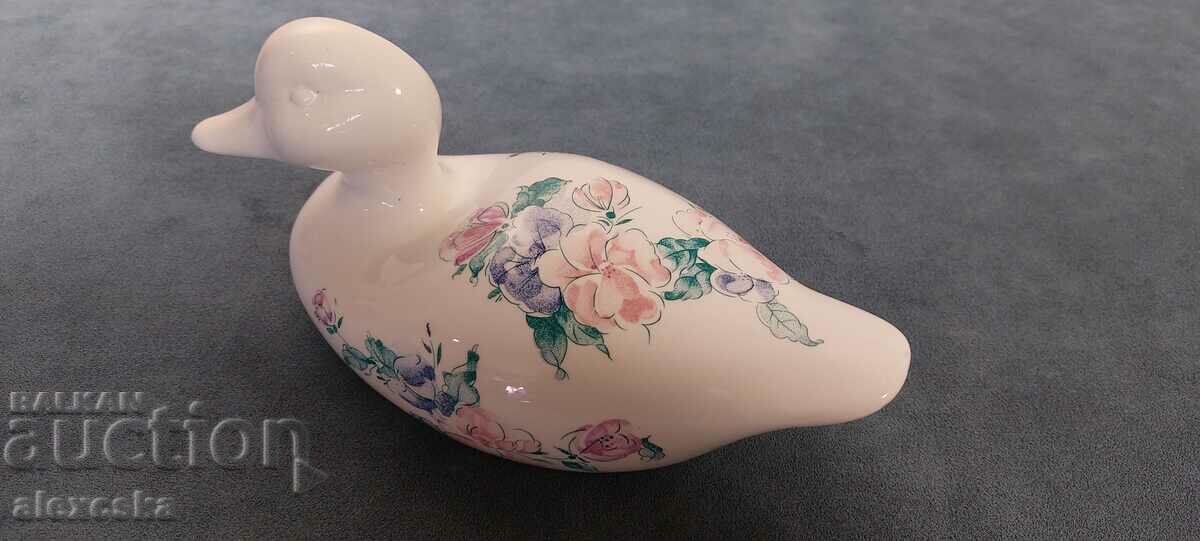 Auction Ceramic duck Auction Ceramic duck