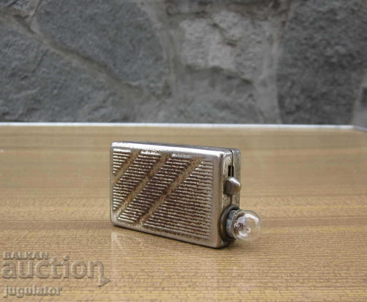 Auction old small collectible metal flashlight Auction old small collectible metal flashlight