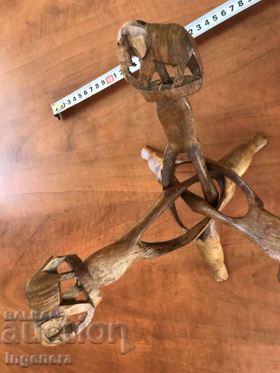 EXTENDABLE STAND "THE THREE ELEPHANTS" PLASTIC CARVING - 6 EXTENDABLE STAND "THE THREE ELEPHANTS" PLASTIC CARVING - 6