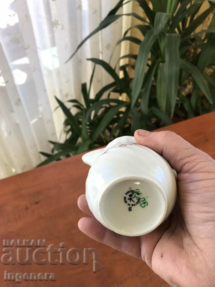 Auction  PORCELAIN JUG FOR MILK BULGARIA