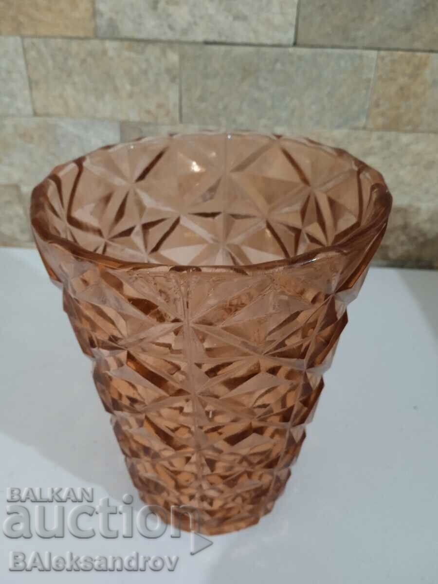 Heavy soca glass vase with price 8.00 BGN | € 4.09 Heavy soca glass vase with price 8.00 BGN | € 4.09