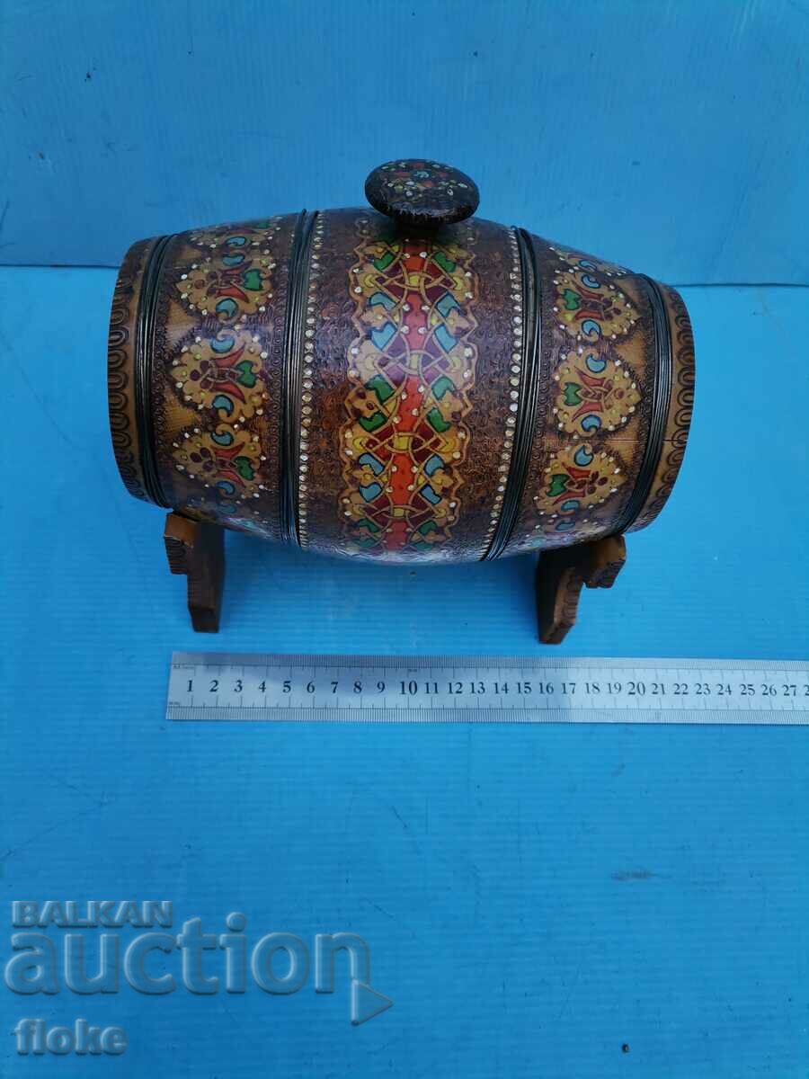 Souvenir barrel with price 25.00 BGN | € 12.78 Souvenir barrel with price 25.00 BGN | € 12.78